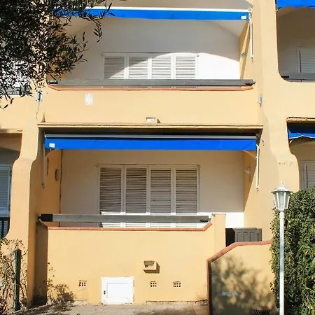 Calipso Tamarit Holiday home *